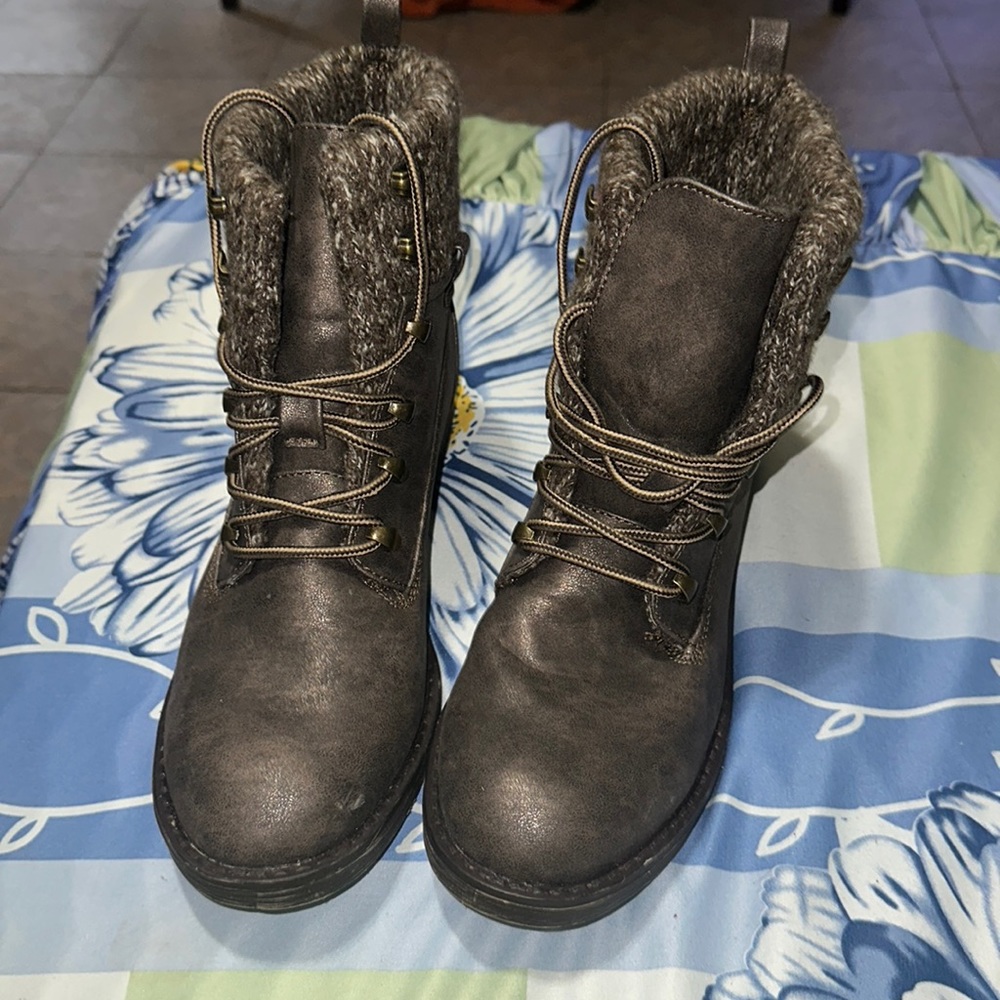 woman's boots